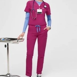 NWT Figs Raspberry Sorbet CATARINA and KADE